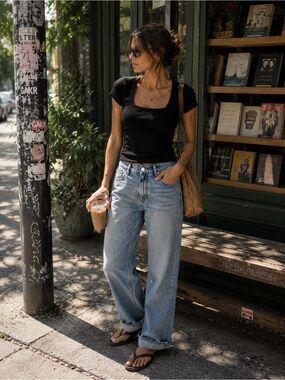 Reformation Jeans Black Ribbed Scoop Neck Tee Size Small
